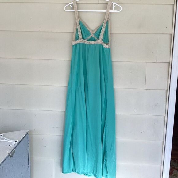 Vintage Sears long blue lace strap nightgown, small.  0261 - Picture 2 of 6